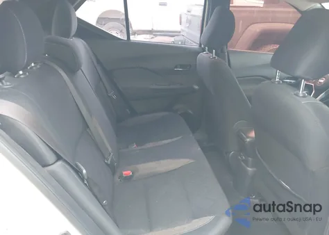 2020 Nissan Kicks Sv Xtronic Cvt z USA, uszkodzony, nr VIN 3N1CP5CV2LL495146